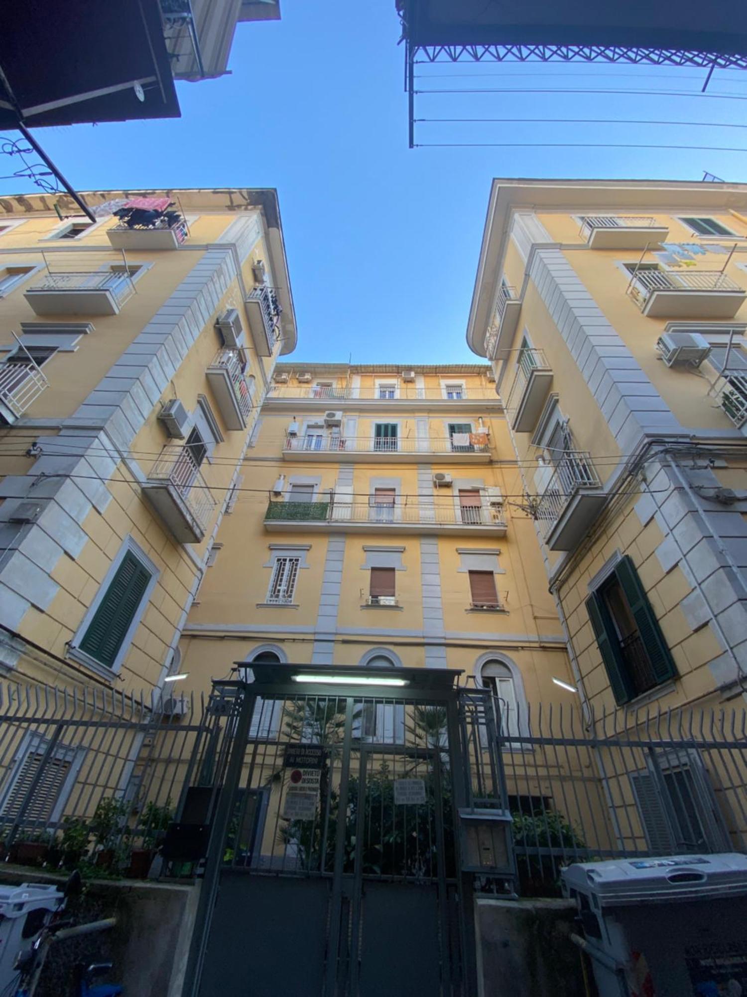 La Casa Al Centro " Vicino Al Centro Storico Di Napoli"アパートメント エクステリア 写真